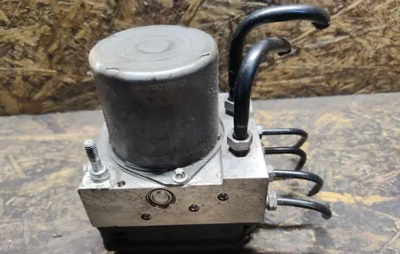 Citroen C6 ABS Pump 9665736080