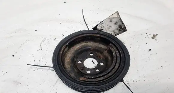 Volkswagen Polo IV 9N3 Crankshaft pulley 