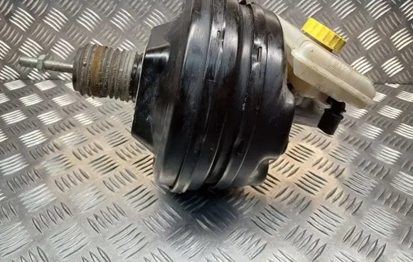 Audi A6 S6 C6 4F Brake booster 4F0612105G 8E0611301G