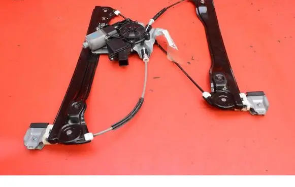 Chevrolet Cruze Front door window regulator with motor 