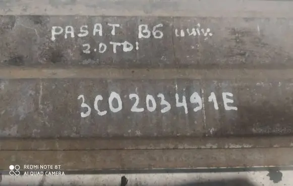 Volkswagen PASSAT B6 Fuel cooler (radiator) 3C0203491E