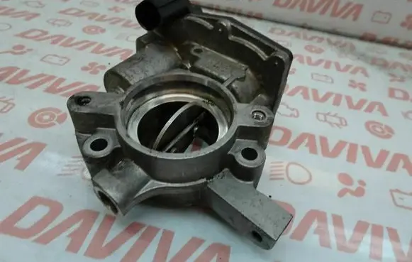 Opel Corsa D Throttle valve 55564247