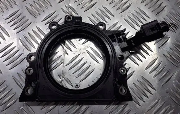 Volkswagen Touran I Crankshaft Holder 045103173