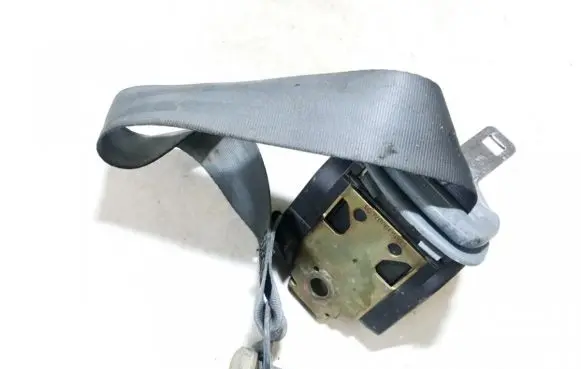 Renault Megane I Rear seatbelt 831788d