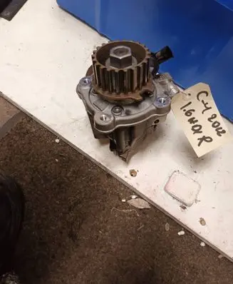 Citroen C4 II Fuel injection high pressure pump 9688499680 0445010516