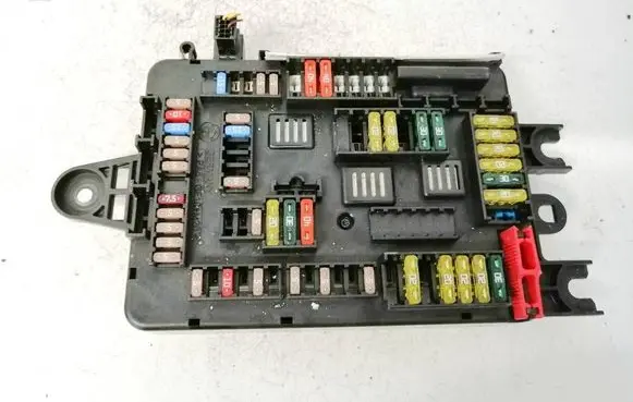 BMW 3 F30 F35 F31 Fuse box set 933788001 6114v8
