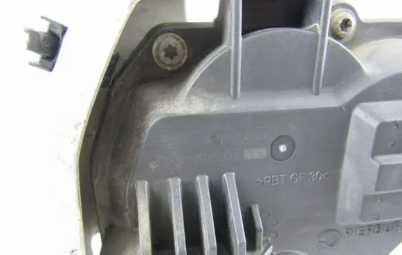 Nissan Qashqai Engine shut-off valve 17415E3893