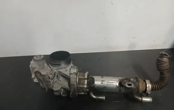 Volvo S80 EGR valve cooler 880766L 500863030