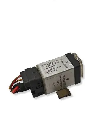 Mercedes-Benz C W202 Other relay 2015403245