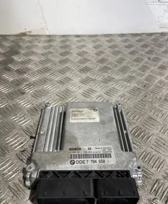 BMW 5 E60 E61 Engine control unit/module 7794650