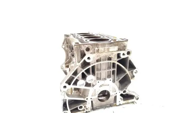 Volkswagen Golf Cross Engine block CUK 04E103023CB