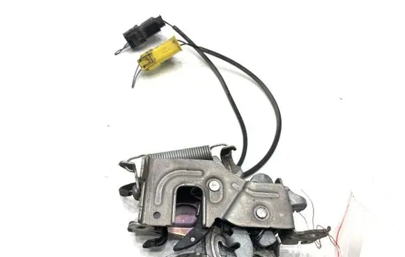BMW 2 F44 Engine bonnet/hood lock/catch 7468349