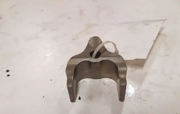 BMW 3 E90 E91 Fuel Injector clamp holder