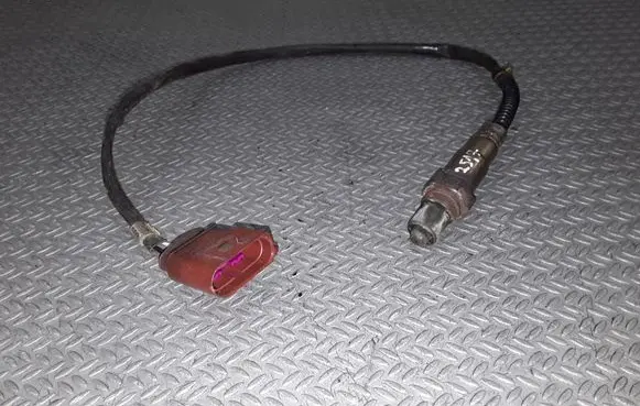 Audi A4 S4 B6 8E 8H Lambda probe sensor 058906265