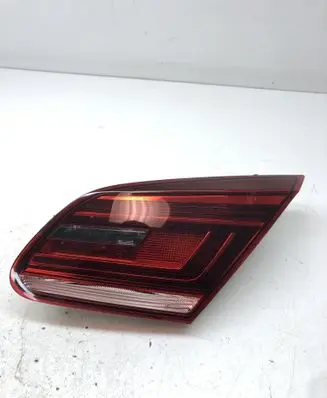 Volkswagen PASSAT CC Tailgate rear/tail lights 3C8945308R 81180203