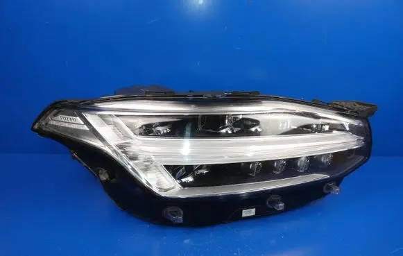 Volvo XC90 Headlight/headlamp 31446689 89909028