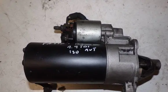 Volkswagen PASSAT B5.5 Starter motor