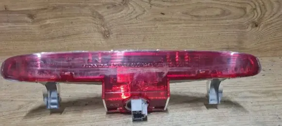 Honda Accord Third/center stoplight 0509243