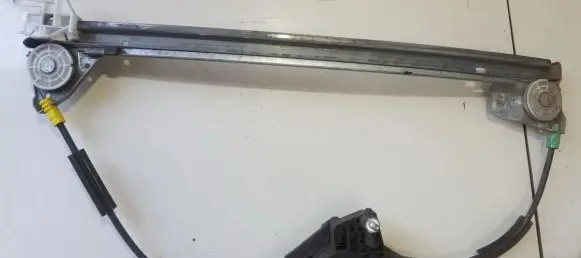 Peugeot 406 Sliding door window regulator with motor 0130821674