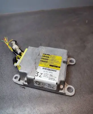 Toyota Avensis T270 Airbag control unit/module 227631104