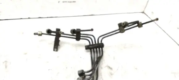 Lancia Kappa Fuel injector supply line/pipe 