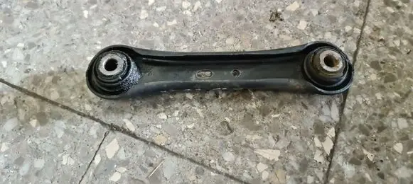 Volvo XC70 Rear upper control arm/wishbone T033A