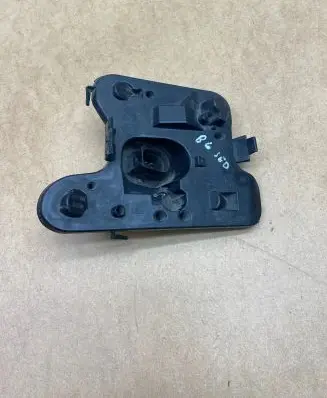 Audi A4 S4 B6 8E 8H Tail light bulb cover holder 153947