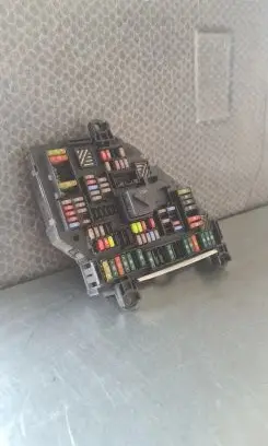 BMW 5 F10 F11 Fuse box set 1670498 1670499