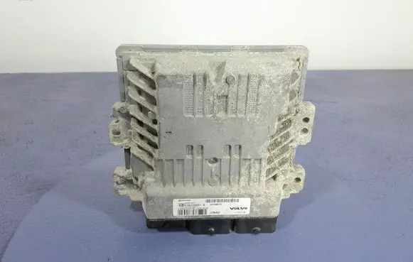 Volvo V50 Engine control unit/module ECU 30788975
