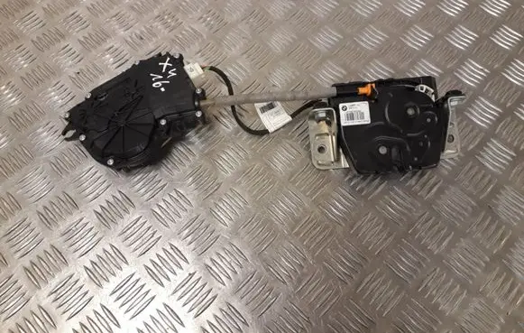 BMW X4 F26 Tailgate window lock/catch/latch 163672