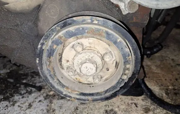 Opel Astra G Crankshaft pulley