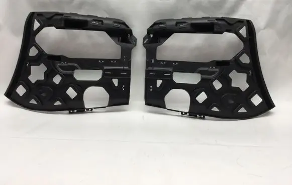 Volkswagen Caddy Front bumper mounting bracket 2K5807724 2K5807723