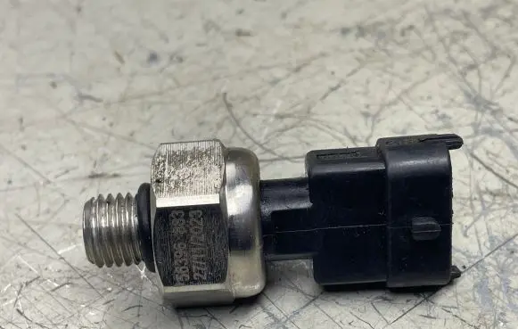 Opel Vectra C Fuel pressure sensor 56396883