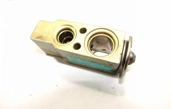 Skoda Fabia Mk1 (6Y) Air conditioning (A/C) expansion valve 521847