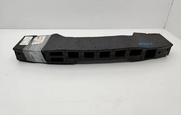 Skoda Fabia Mk3 (NJ) Rear bumper foam support bar 6V6807251