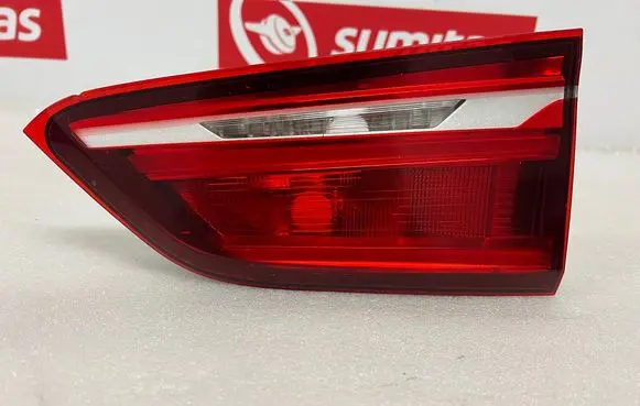 BMW X1 F48 F49 Tailgate rear/tail lights 7350698 735069818