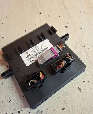 Audi A6 S6 C6 4F Comfort/convenience module 4F0907279 4F0910279D F005V00562