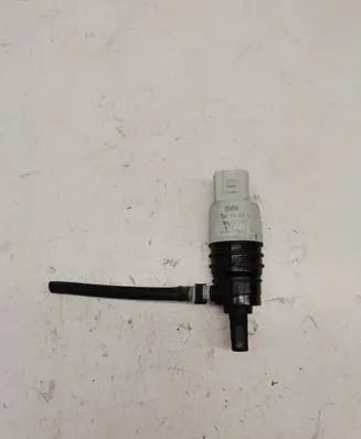 BMW 4 F32 F33 Windscreen/windshield washer pump 7298309