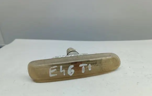 BMW 3 E46 Front fender indicator light 63132228591 2228591