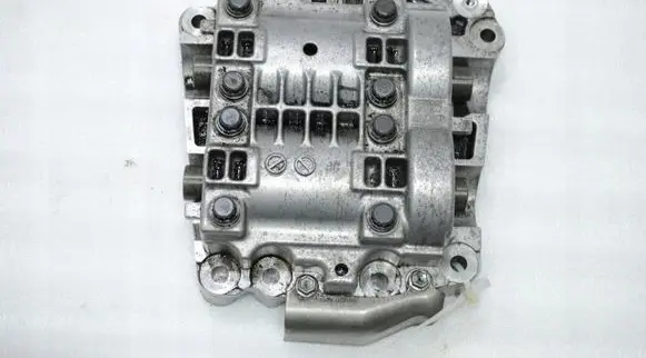 Toyota Avensis T250 Oil pump 