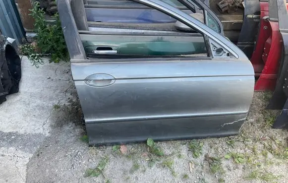 Jaguar X-Type Front door