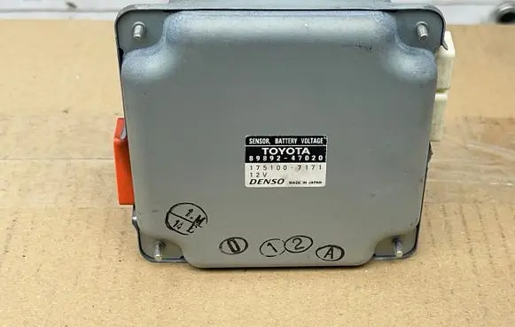 Toyota Prius (XW20) Other control units/modules 8989247020