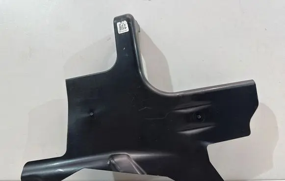 BMW 4 G22 G23 G24 G26 Engine splash shield/under tray 7340879