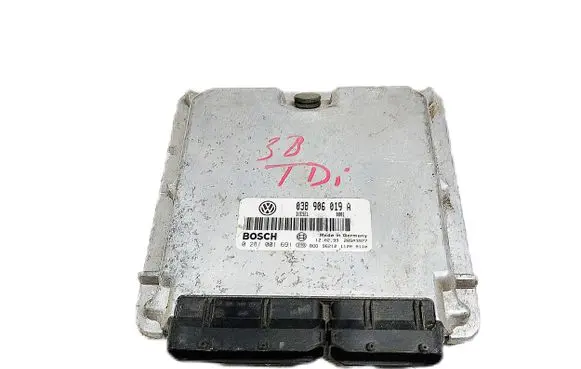 Audi A4 S4 B5 8D Engine control unit/module 038906019A