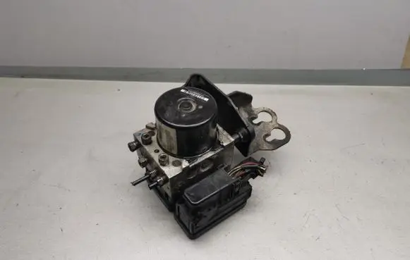 Chrysler Sebring (JS) ABS Pump P68005342AD 68005342AD