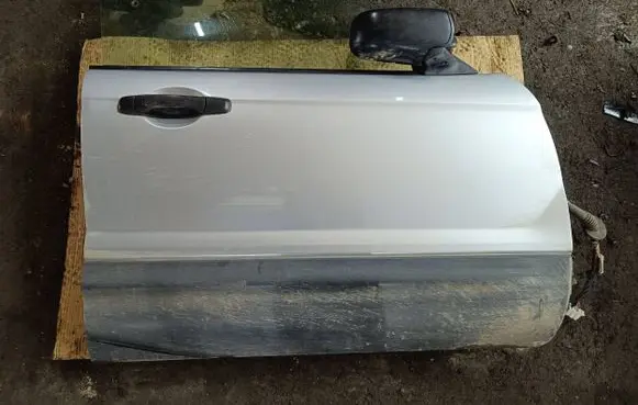 Subaru Forester SG Front door