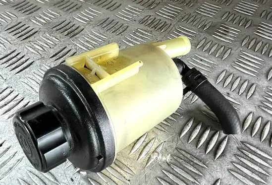 Volvo V60 Power steering pump 31302576