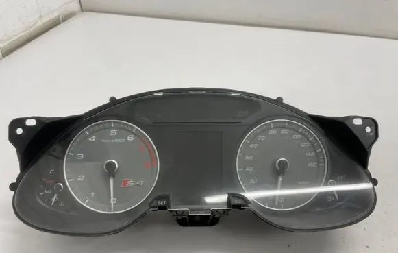 Audi A4 S4 B8 8K Speedometer (instrument cluster) 8K0920982T