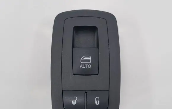Ram 1500 Electric window control switch 68320751AA P68320751AA