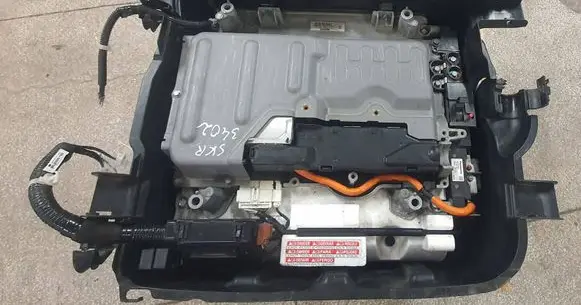 Honda Insight Hybrid / electric car battery 1E100RBJ013